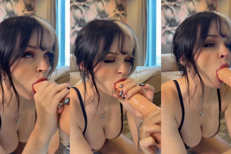 Watch peachjars - Dildo Blowjob full movie - peachjars - FullHD