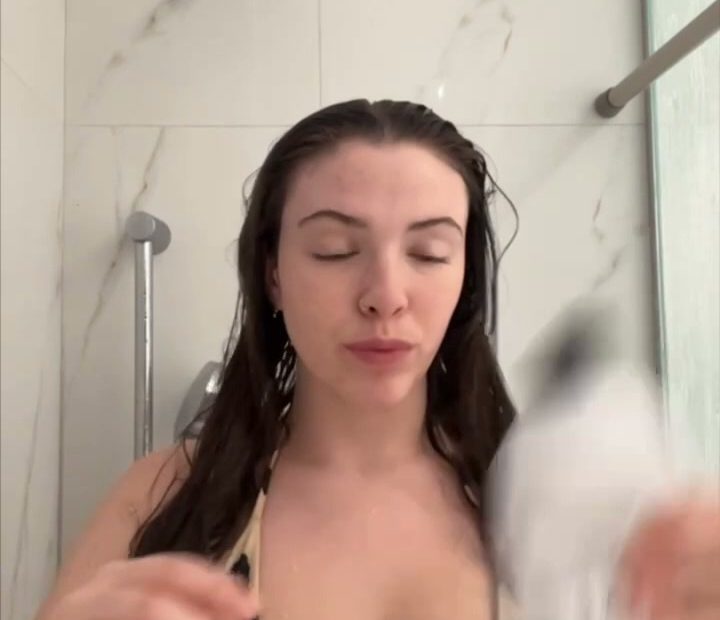 Watch Jazmine Singing - Camo Bikini full movie - Jazmine Singing - HD