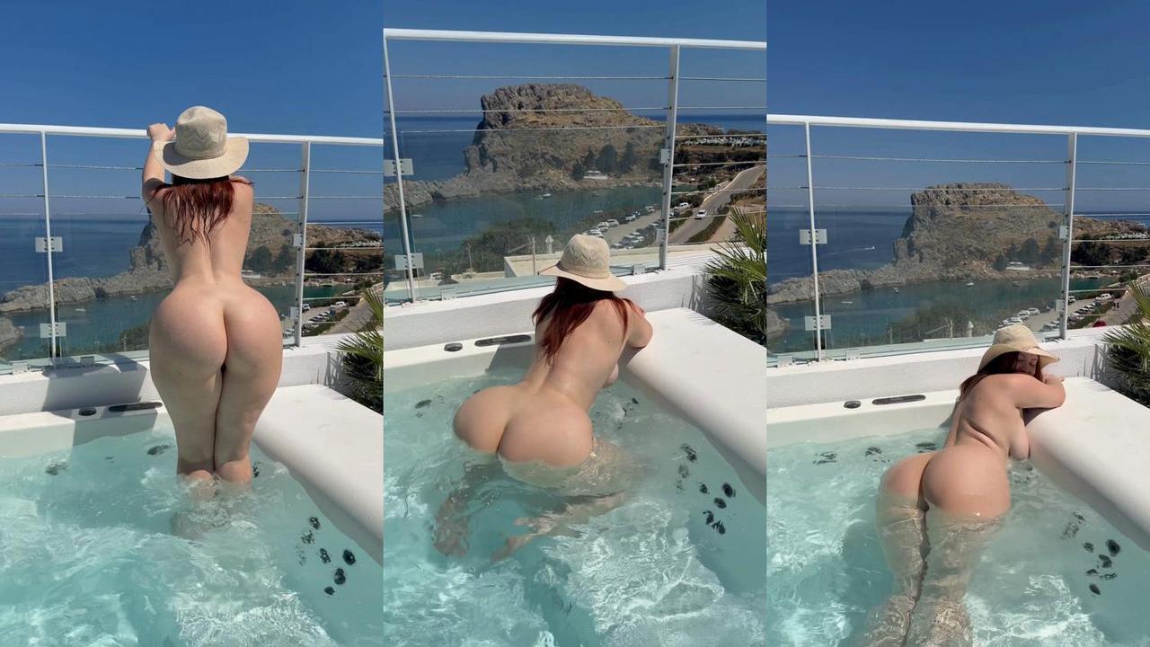 Play Vladislava _661 (Vladislava Shelygina) - Just Taking A Fun Naked Dip In The Jacuzzi
