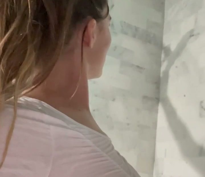 Watch Megan Guthrie (megnutt02, megnut) - Shower full movie - Megan Guthrie (megnutt02, megnut) - HD